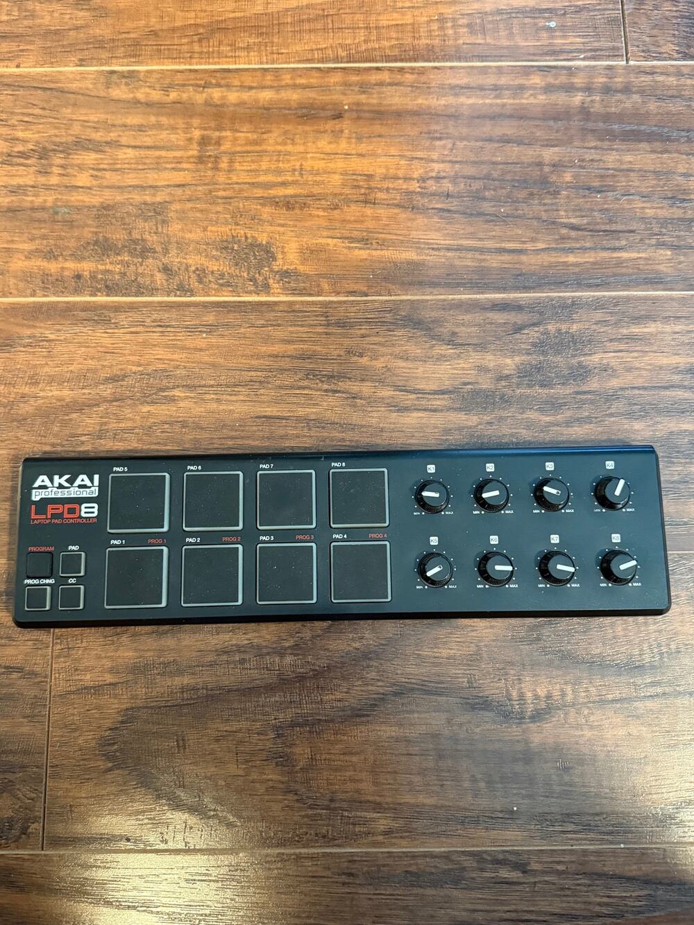 Akai Professional LPD8 MK2 Pad Controller (DL-6)